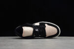 Jordan 1 Low Black Guava Ice - Imagem 9